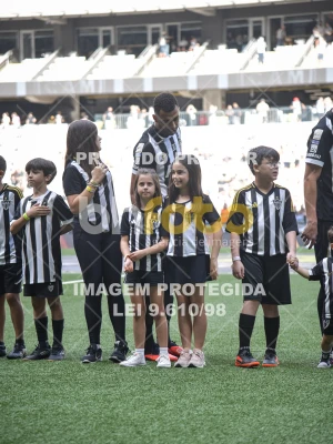 Detalhes da foto #7682057